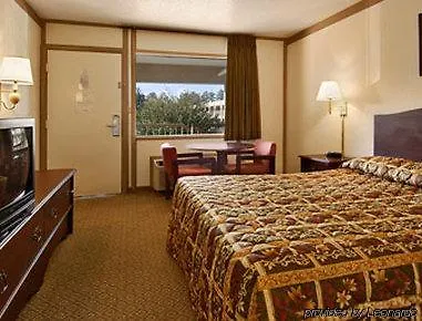 Super 8 By Wyndham Williamsburg/Historic Area Hotel United States